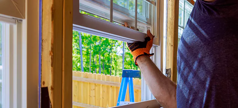 >Bay Window Curtain Rail Track in Crestview, FL